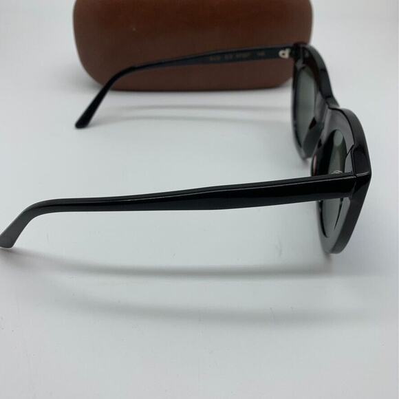 ILLESTEVA BOCA BLACK MATTE SUNGLASSES w/Blue Mirror Lenses-Slightly used - Picture 2 of 6